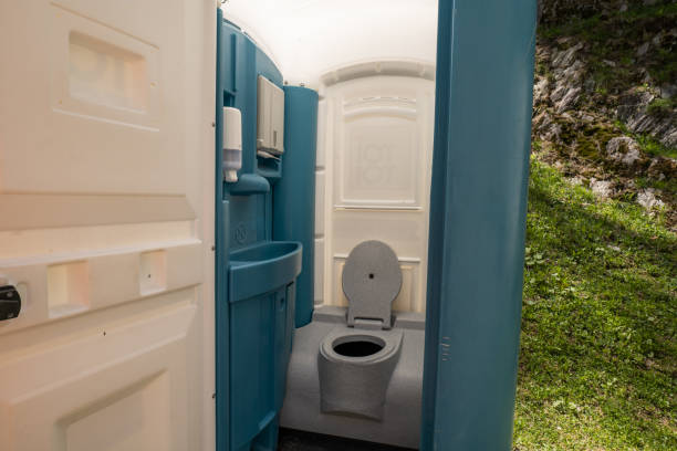 Best Luxury portable toilet rental  in Belmont, PA